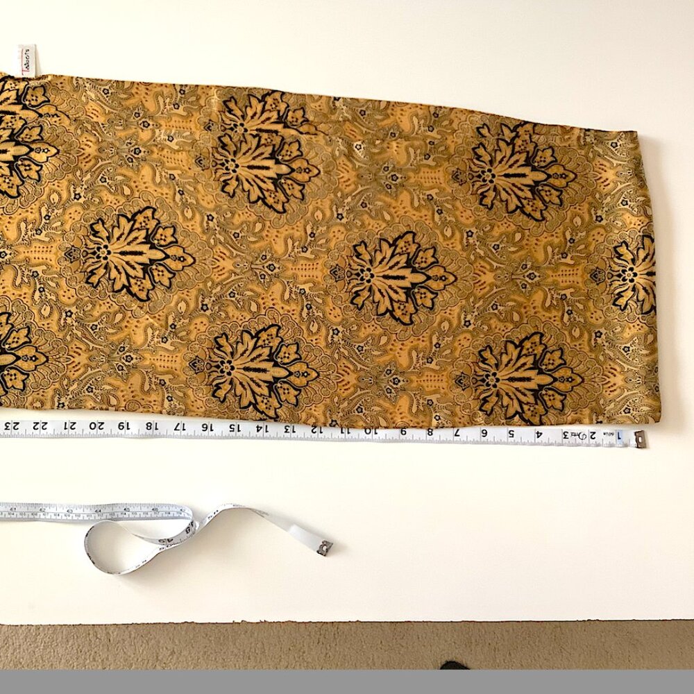 Talbots multi-colored rectangle paisley pattern scarf, 100% silk, 11 x 58 inches - Picture 9 of 9